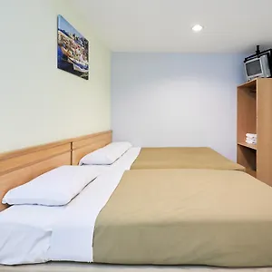 Hotel Tang Hotel, Petaling Street, Merdeka Pnb 118 Tower, Kuala Lumpur